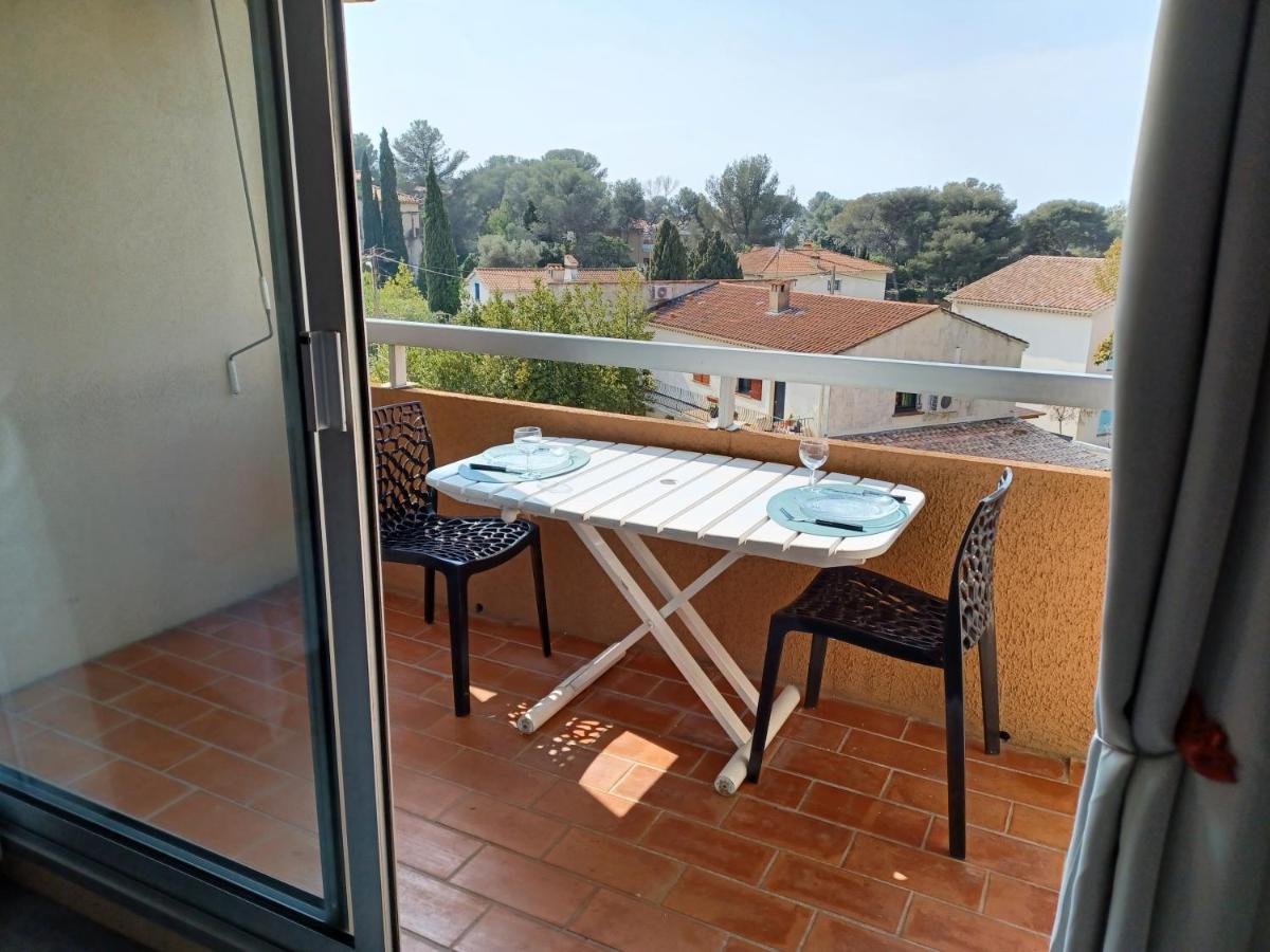 Appart Cosy En Bord De Mer - Port Santia Lucia St Raphael Сен-Рафаэль Экстерьер фото